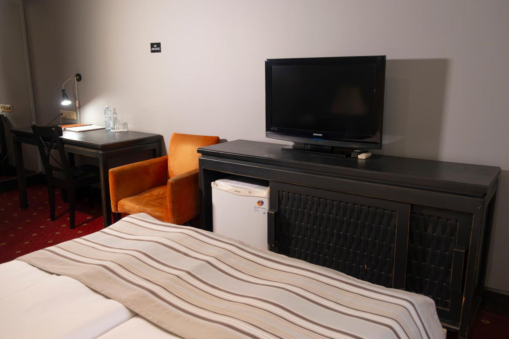 Plaza Hotel Kokshetau Eksteriør bilde