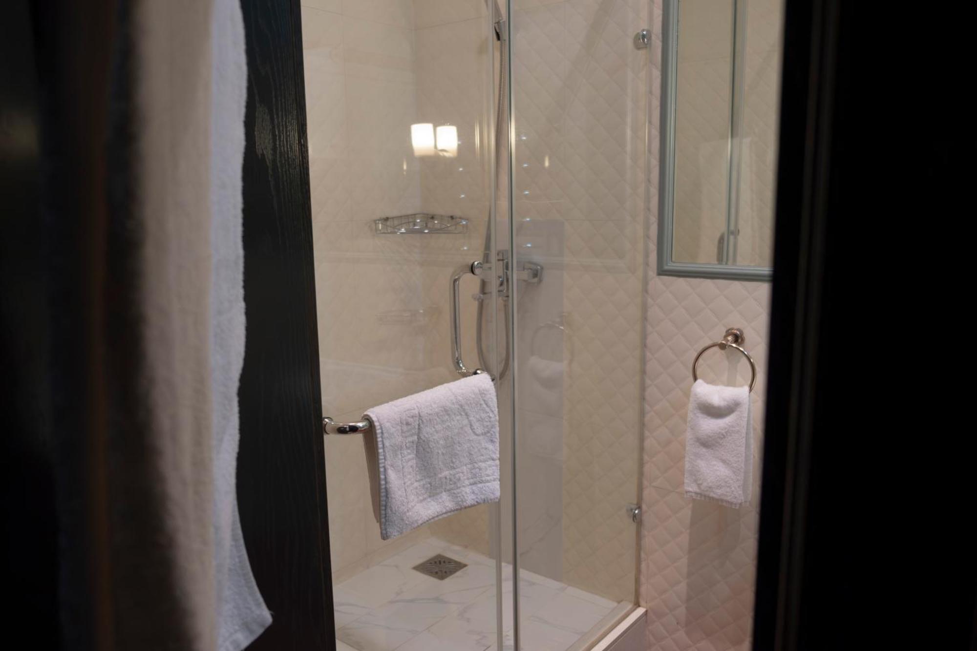 Plaza Hotel Kokshetau Eksteriør bilde