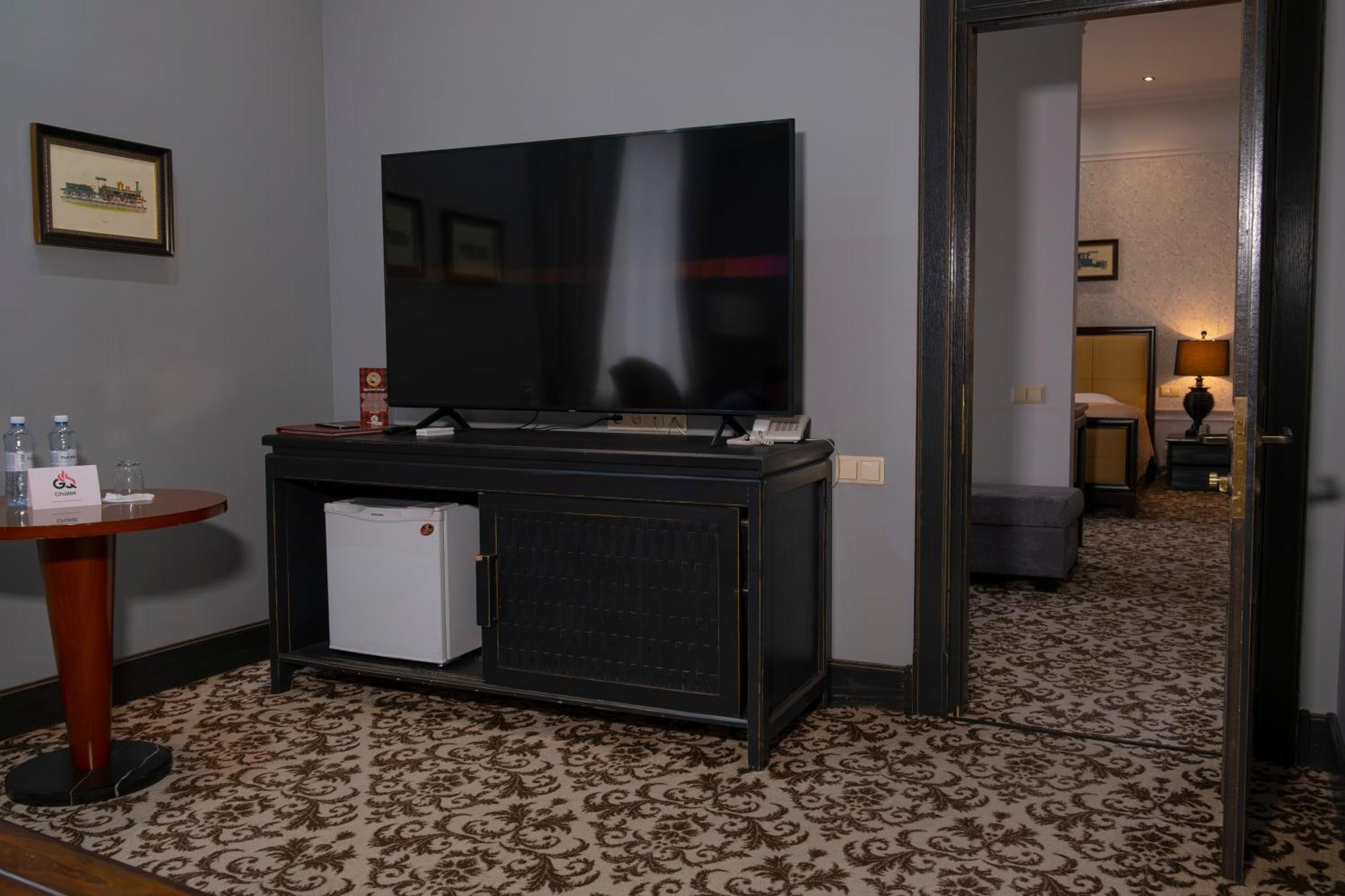 Plaza Hotel Kokshetau Eksteriør bilde