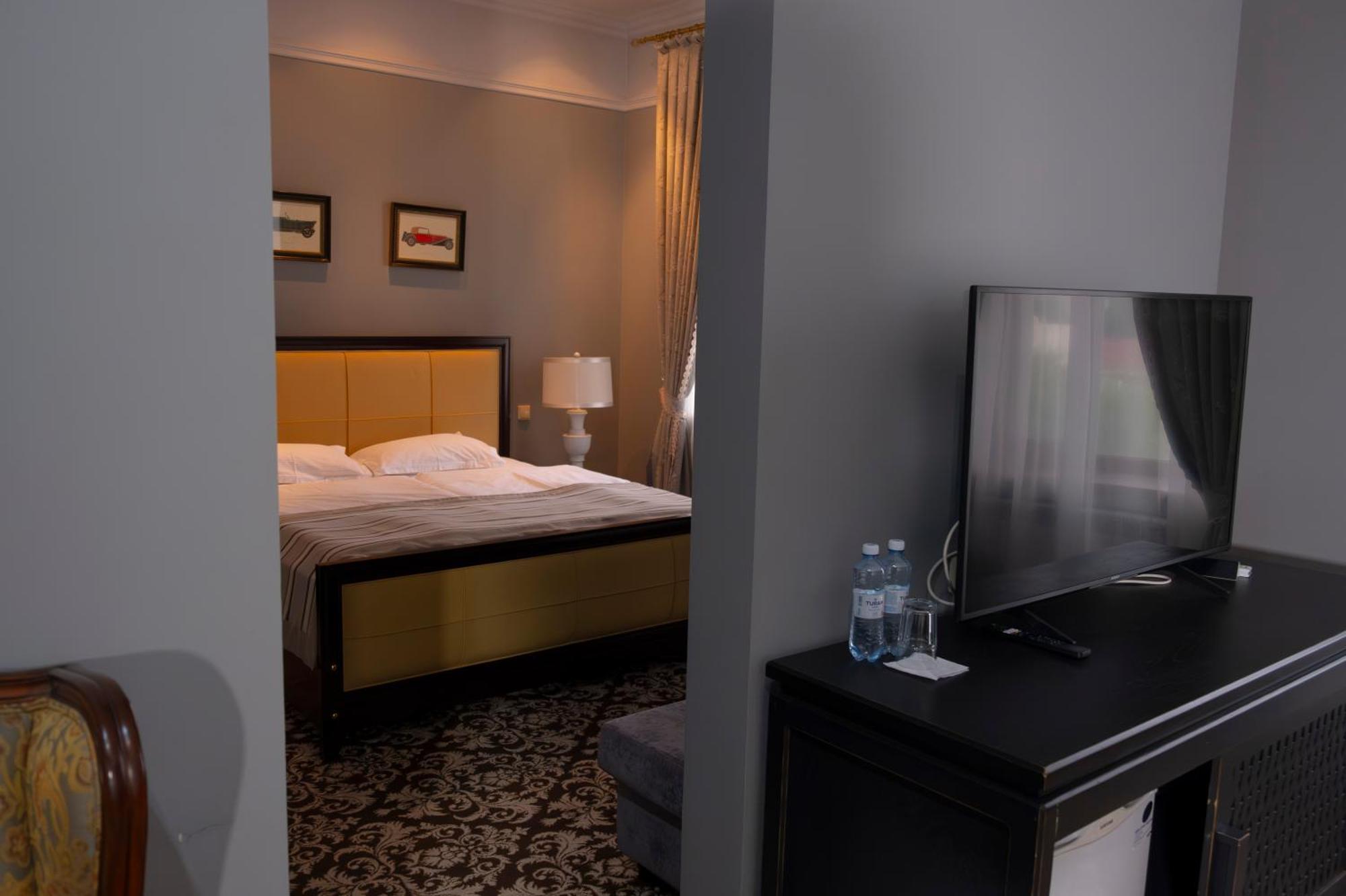 Plaza Hotel Kokshetau Eksteriør bilde